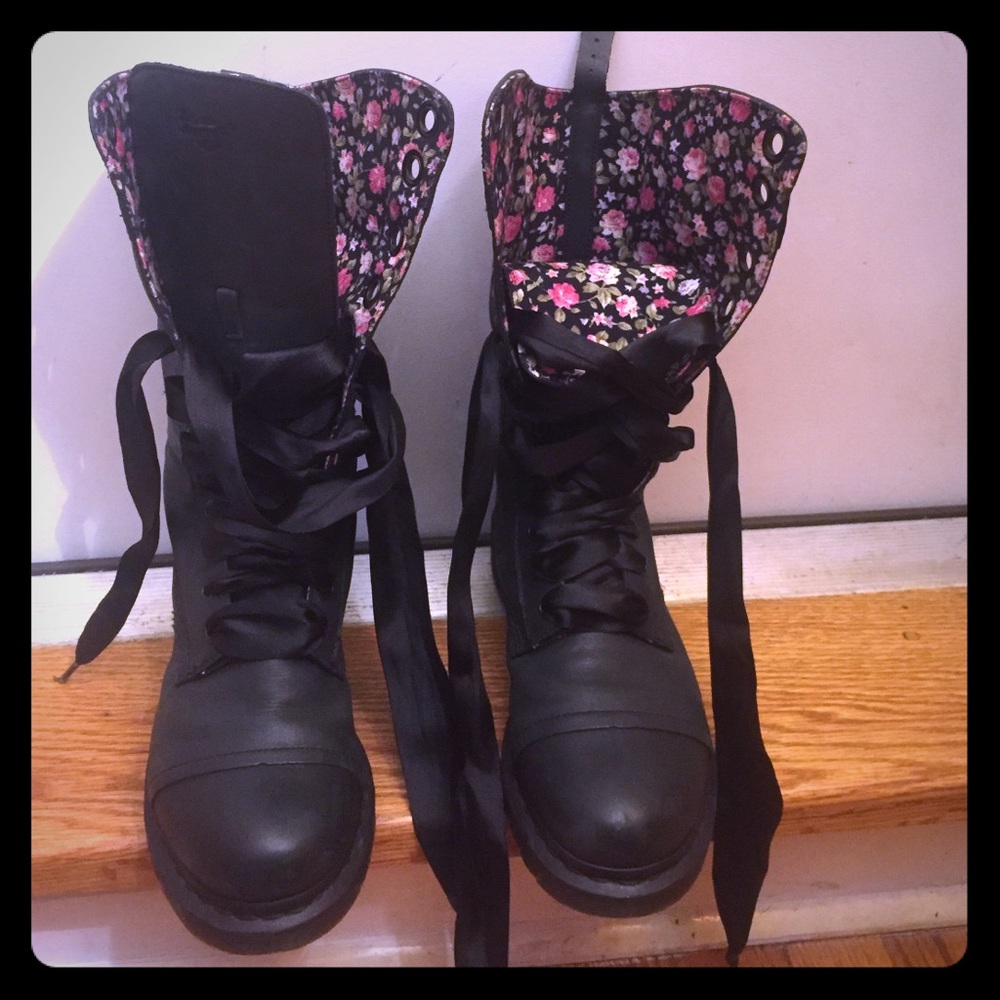 Rare Dr. Martens Black Combat Boots with Floral Lining